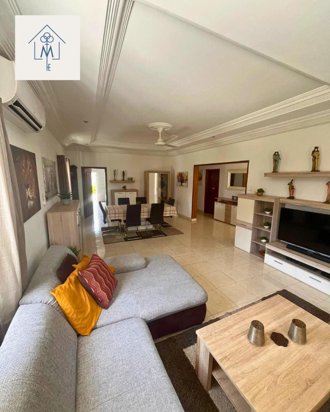 Brufut Luxury Home Serrekunda Bagian luar foto