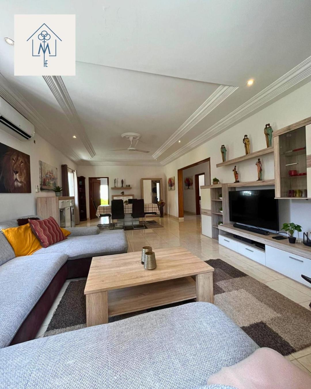 Brufut Luxury Home Serrekunda Bagian luar foto